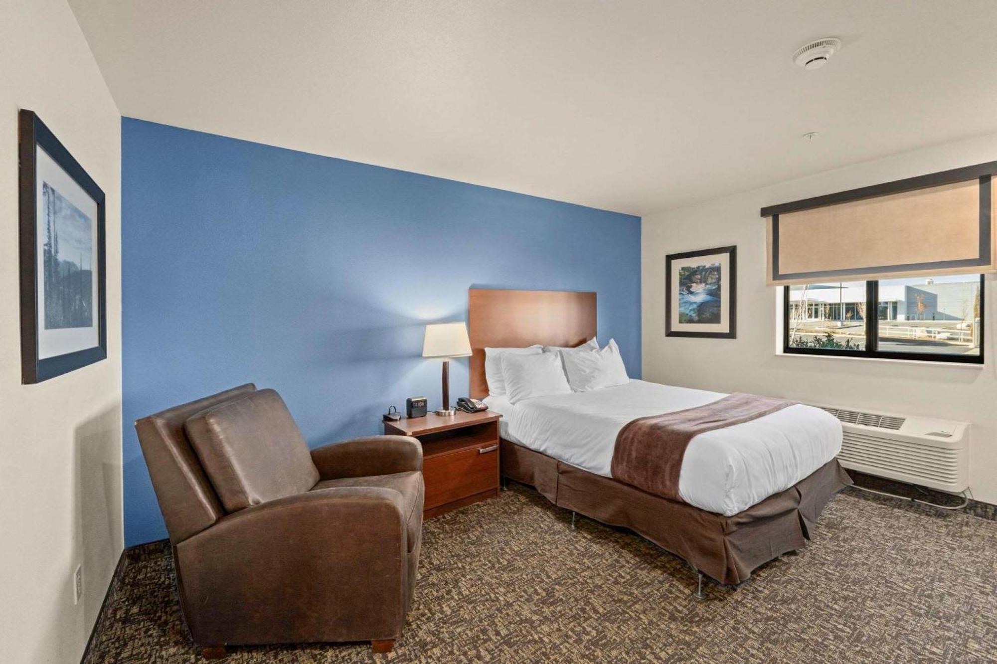 Mainstay Suites Spokane Valley Exterior photo