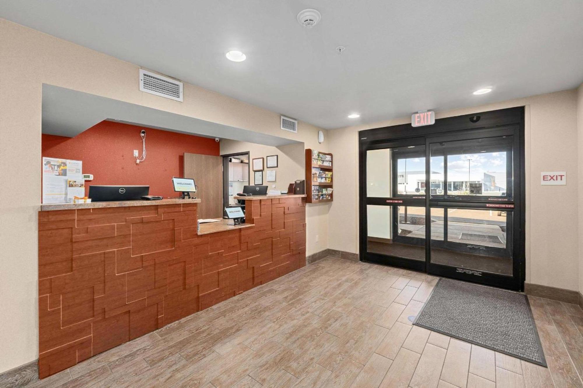 Mainstay Suites Spokane Valley Exterior photo